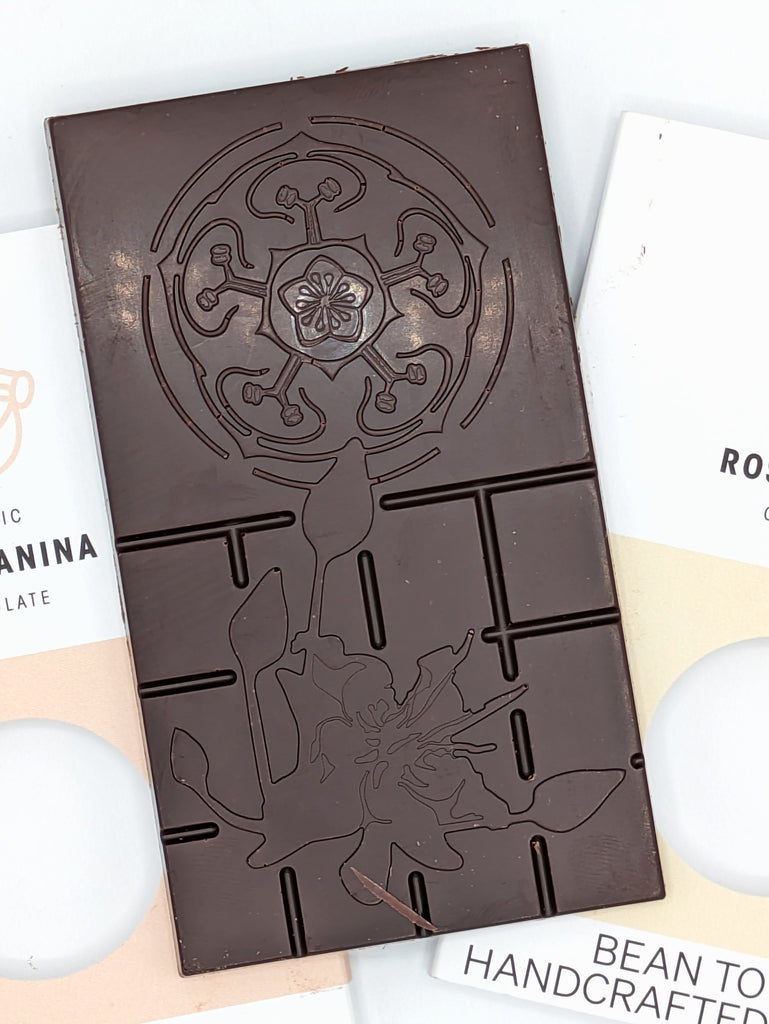 Chocolate bars with Chilepín Choco close up