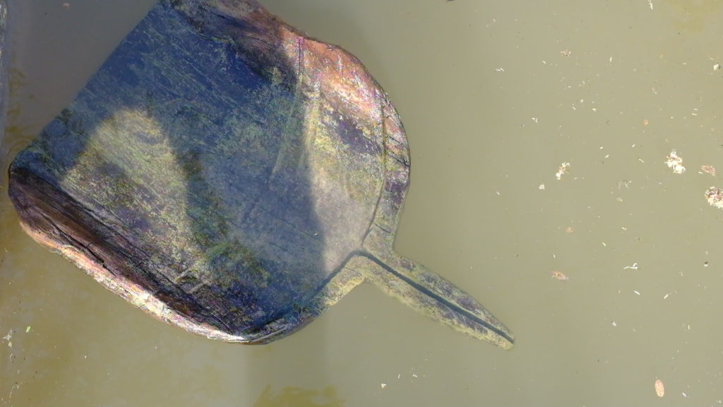 Captation spoon for distillation floating on water station 